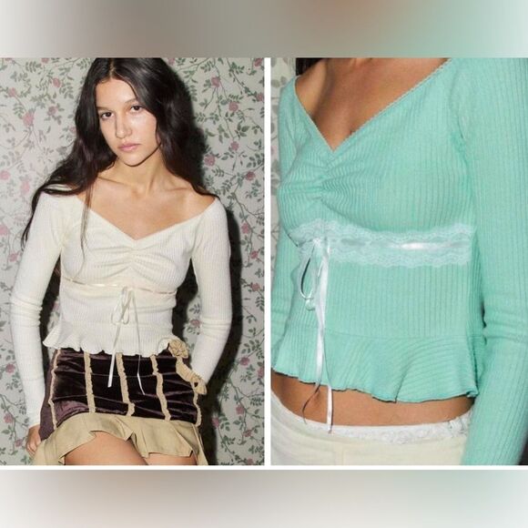 Kimchi Blue Off the Shoulder Top Bundle of 2-Size XS NWT - Picture 1 of 15